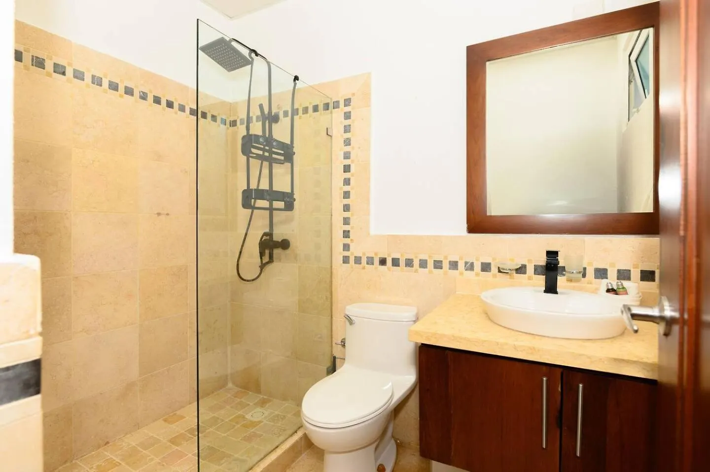 Bluegreen Oceanfront Condo At Laguna Beach Sosúa