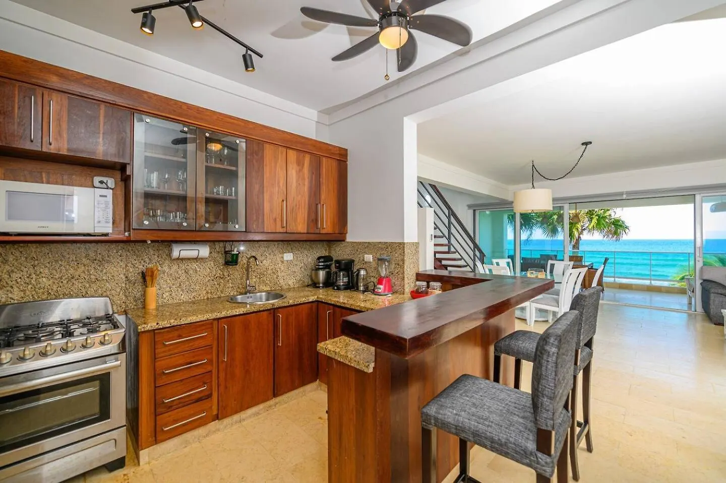 Sosúa Bluegreen Oceanfront Condo At Laguna Beach